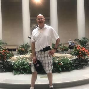 Meet your Posher, Gregory